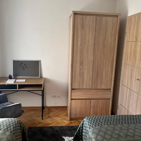 Family Apartment *